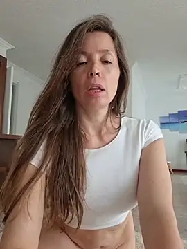 karina_warthon webcam