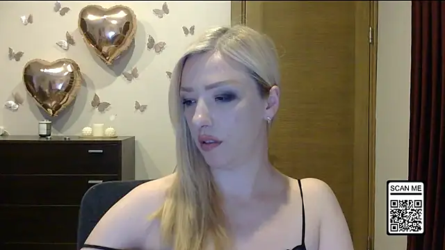 Wild_Silk_Desire webcam