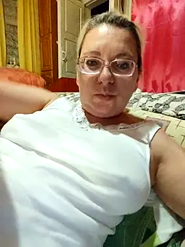 VikaKing webcam