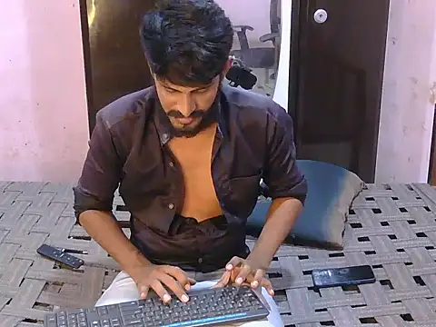 HotXKrish webcam