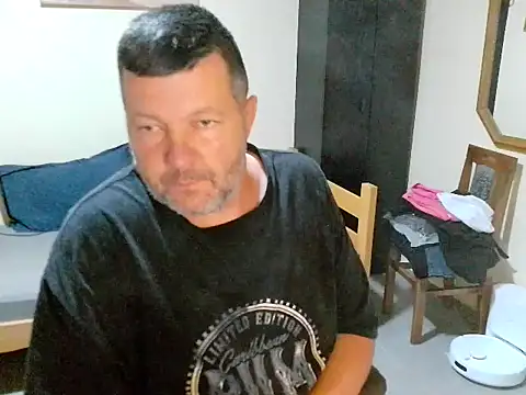 pozitiva000 webcam