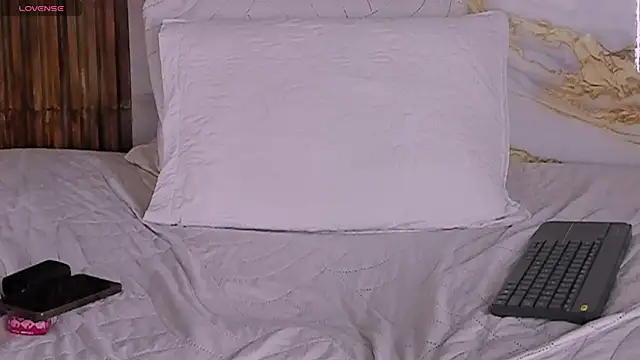 CandyGlow_ webcam