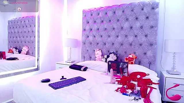 Zoe_M00n webcam