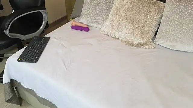 LenaThomson webcam