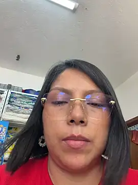 ISABELLA__LUNA webcam
