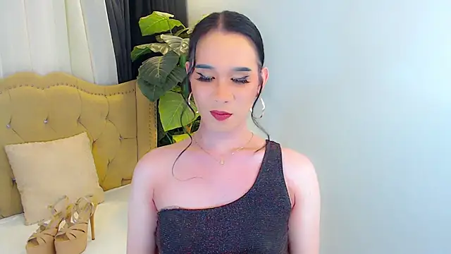 LexiLoreOnTop webcam