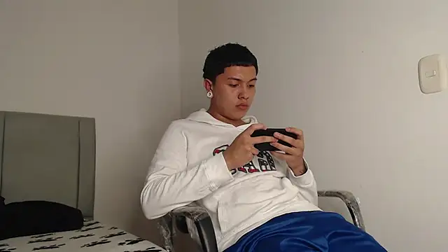 Owenn__blueee webcam