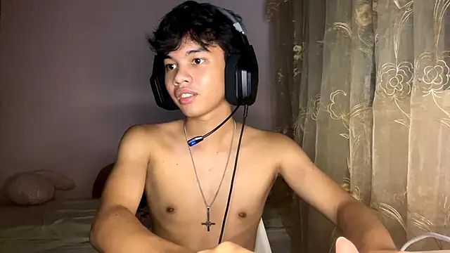 liam_alttwink webcam