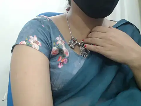Lovely_Siri_23 webcam