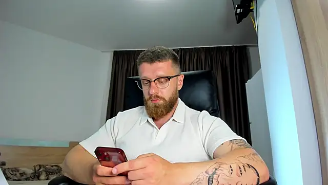 findom_guy - Findom_guy's free webcam - UK Sex Cams