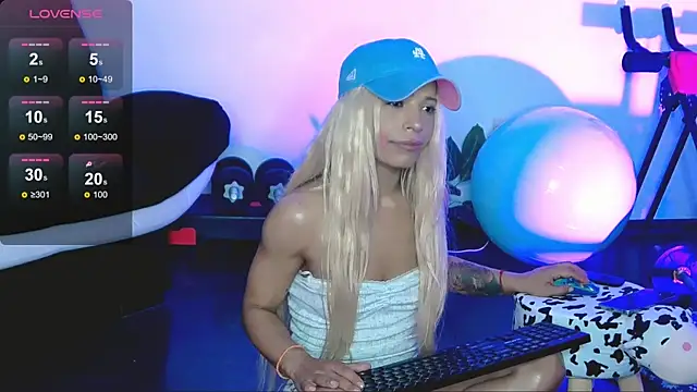 SarahRaynex webcam