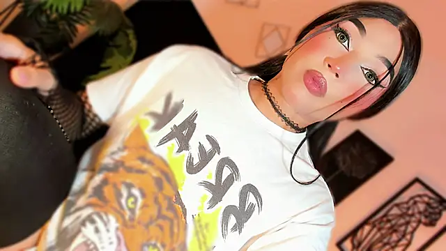 misstreslatin webcam