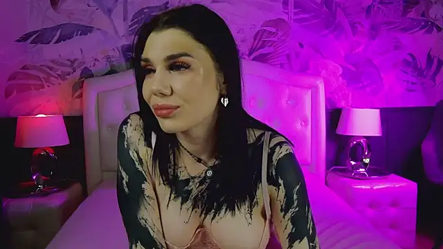 MaeveMoon webcam