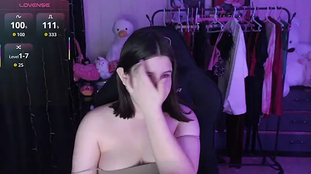 AmyVibess webcam