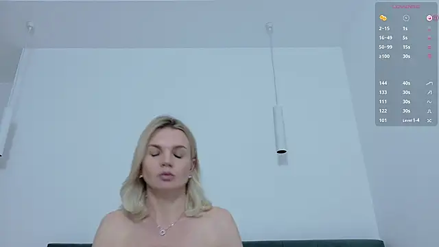 AnnaBenet webcam