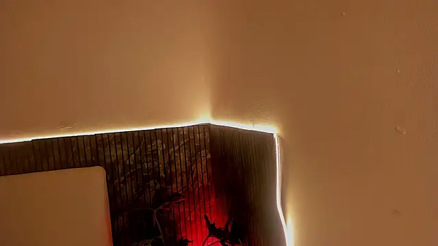 Luxury_r3veng3 live cam on StripChat