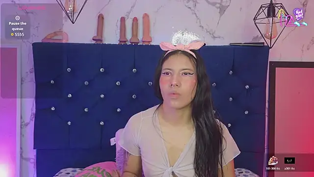 Dakotaa_Johnson webcam