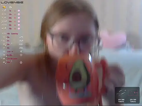 LustfulSarah webcam