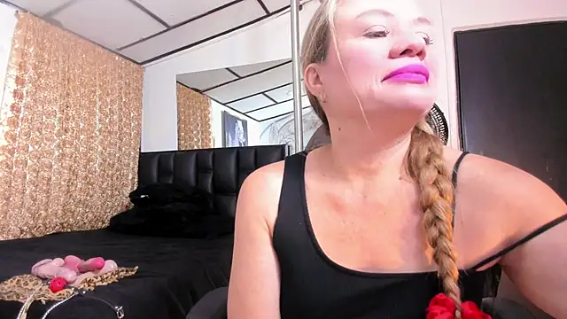alicee__mature webcam