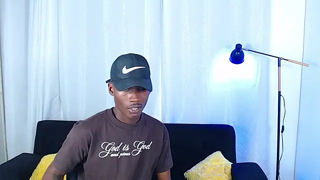 alexaandro18 live sex cam