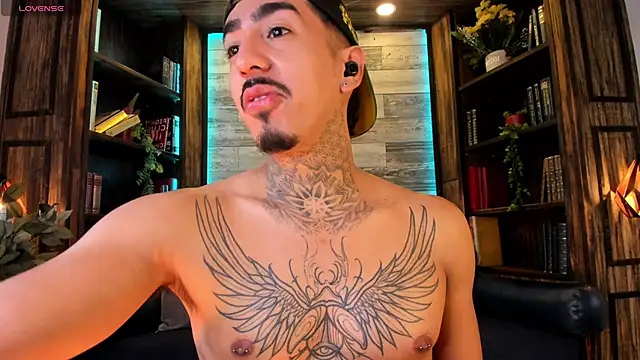 Donovan_Desmond webcam