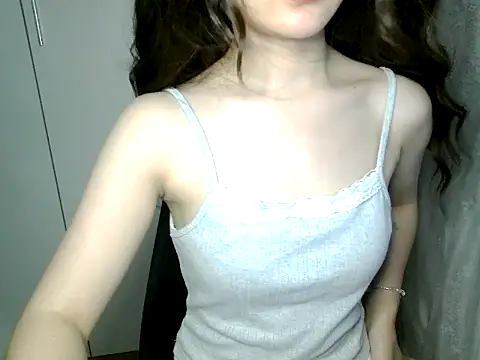 _Shizukaa_ live cam on StripChat