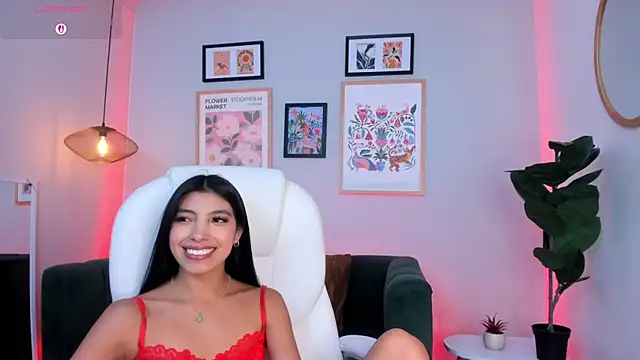 Watch Tiffany_Low live on EroticFlix - High definition streams