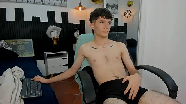 trevor_mob live cam on StripChat
