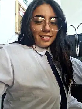 Angela__05 live cam on StripChat