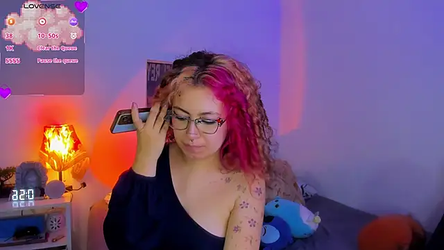 marietaylor_ - MarieTaylor_'s free webcam - UK Sex Cams