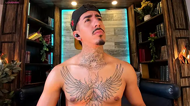 Donovan_Desmond webcam