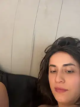 antonella_julieta (Ask my age) - ❤️ Slap pussy x 5🍓