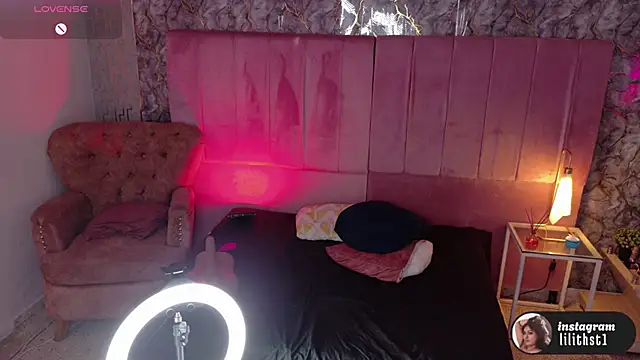 lilithst_ webcam