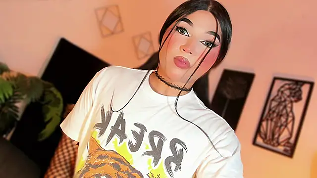 misstreslatin webcam
