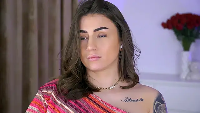 AishaSins webcam