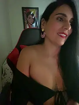 Miaswwe live cam on StripChat
