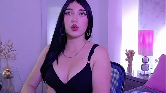 IsabellaRossi live cam on StripChat