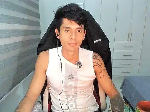 dantedecentralized live cam on StripChat