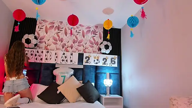 AmmyJones_ webcam