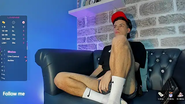 kevinn_bluee webcam