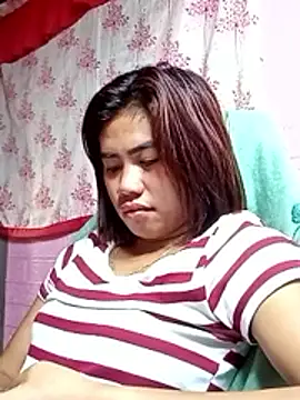 cutie_body11 - Cutie_body11's free webcam - UK Sex Cams
