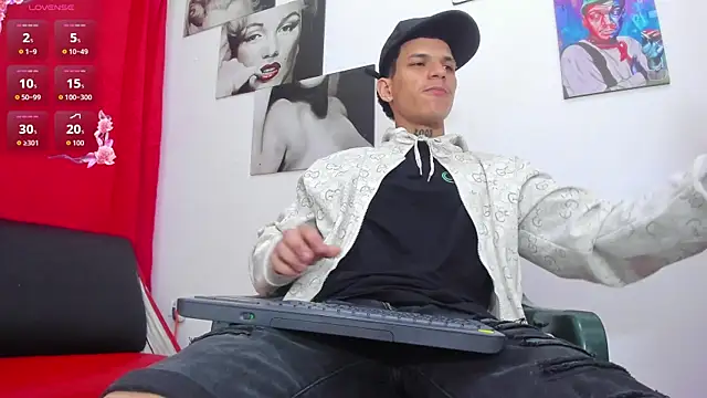 big_hot_boy_ webcam