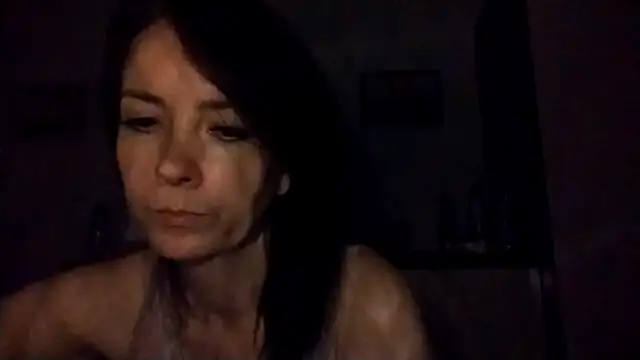 JenniferAlone webcam
