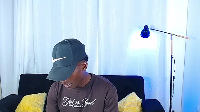 alexaandro18 live sex cam