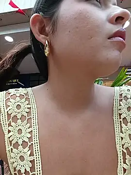 Julieth_hot-69