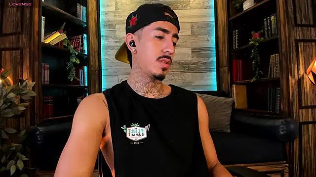 Donovan_Desmond webcam