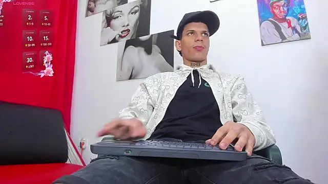 big_hot_boy_ webcam