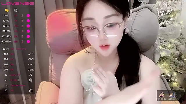 Monica-666888- webcam