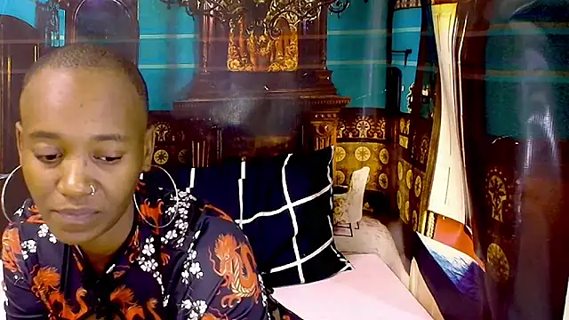EbonyOlive69 live cam on StripChat
