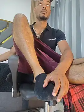 Oliver_bigblack_cock webcam